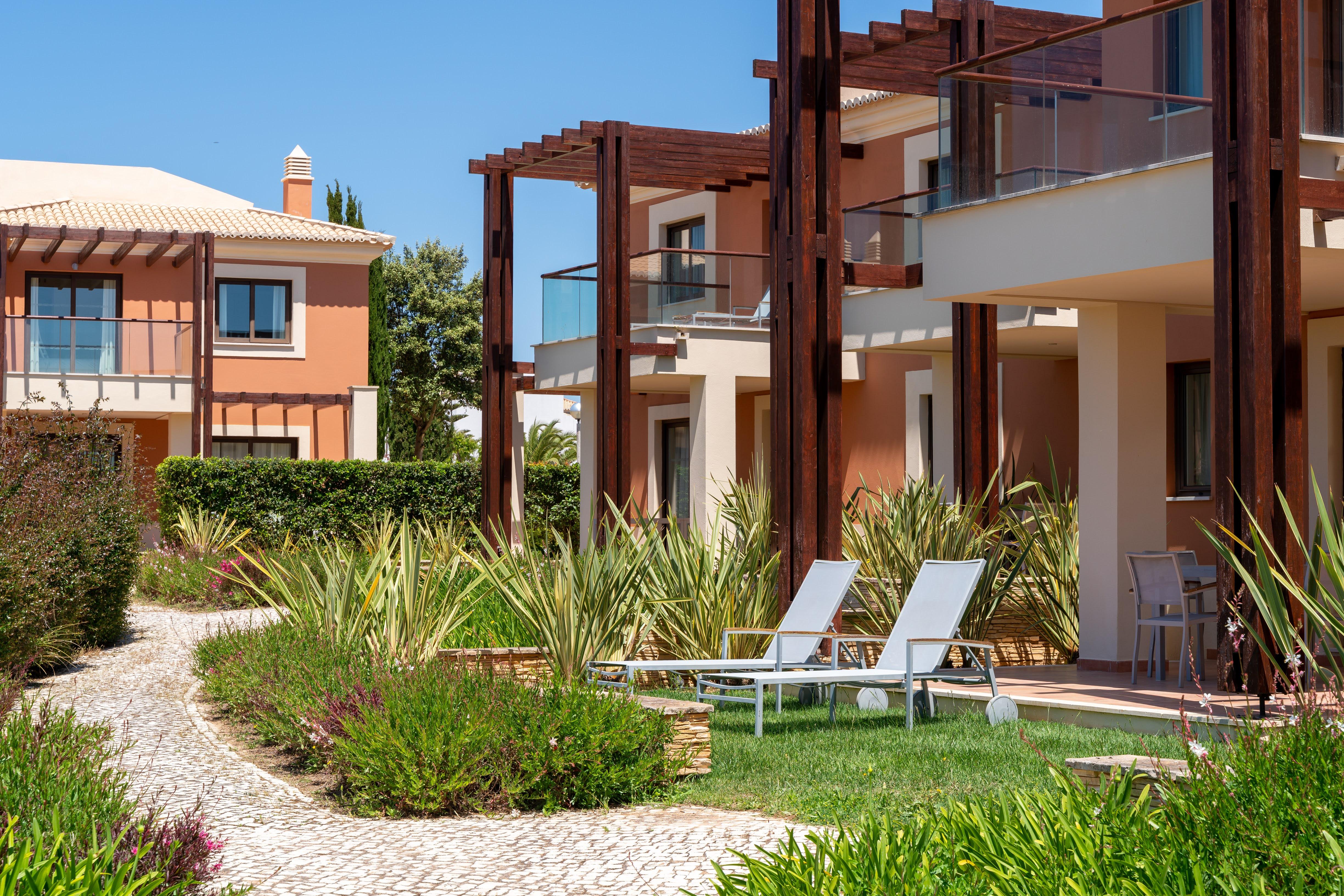 Monte Santo Resort Carvoeiro  Dış mekan fotoğraf A typical hotel in Quinta do Lago