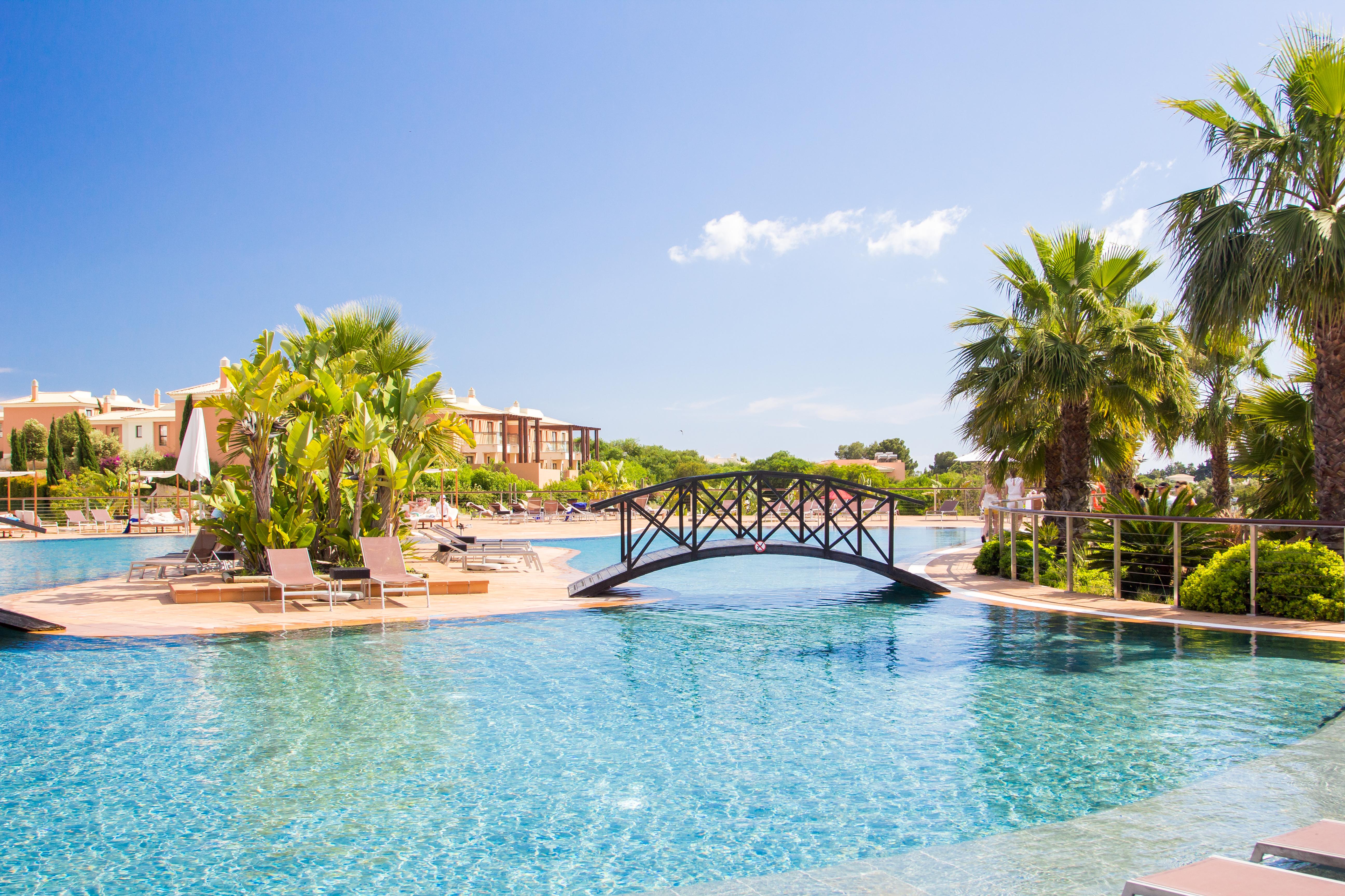 Monte Santo Resort Carvoeiro  Dış mekan fotoğraf The resort's lagoon