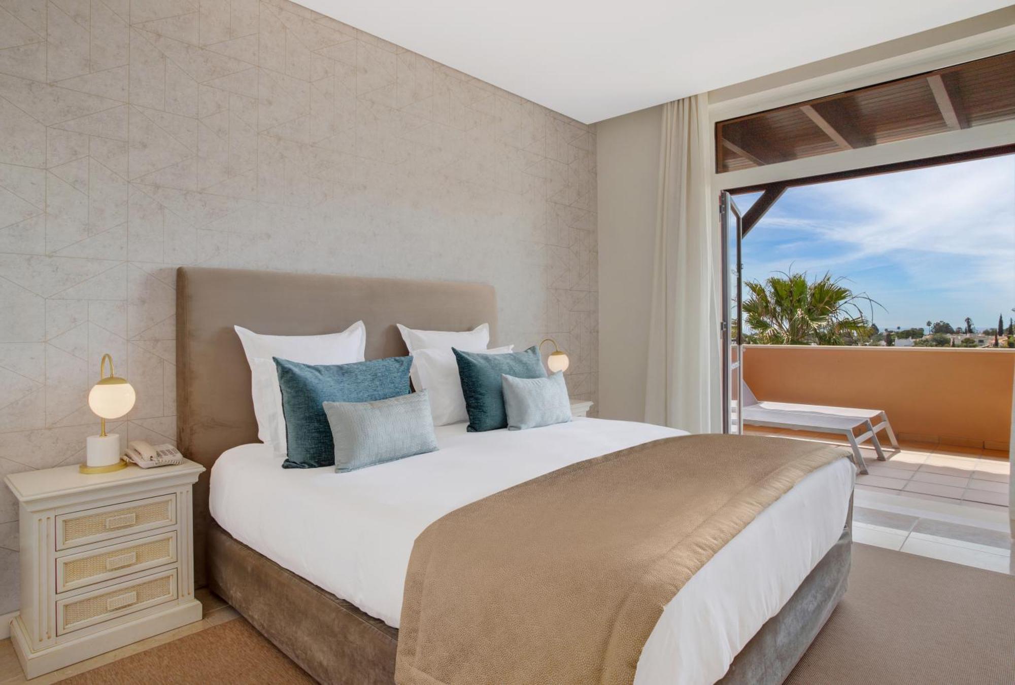 Monte Santo Resort Carvoeiro  Dış mekan fotoğraf A bedroom at the hotel